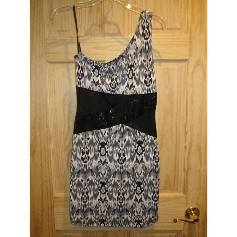 NEW‎ DEB One Shoulder Animal Print White Black Gray Short Dress Sexy Small Tulle
